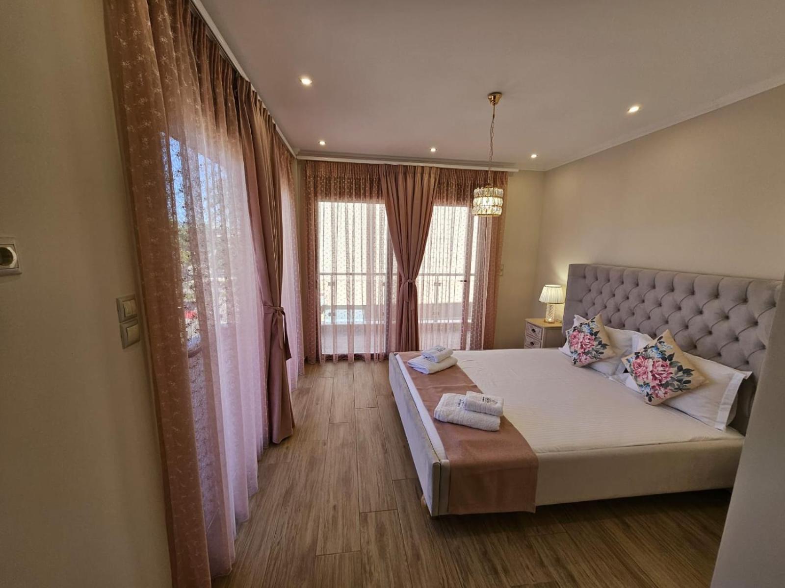 Agora Luxury Villa I Лоутраки Экстерьер фото
